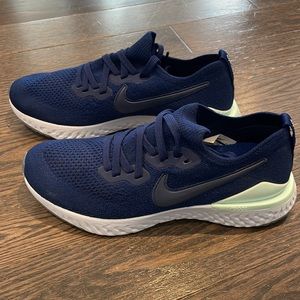 Nike epic react flyknit size 8 womens NIB